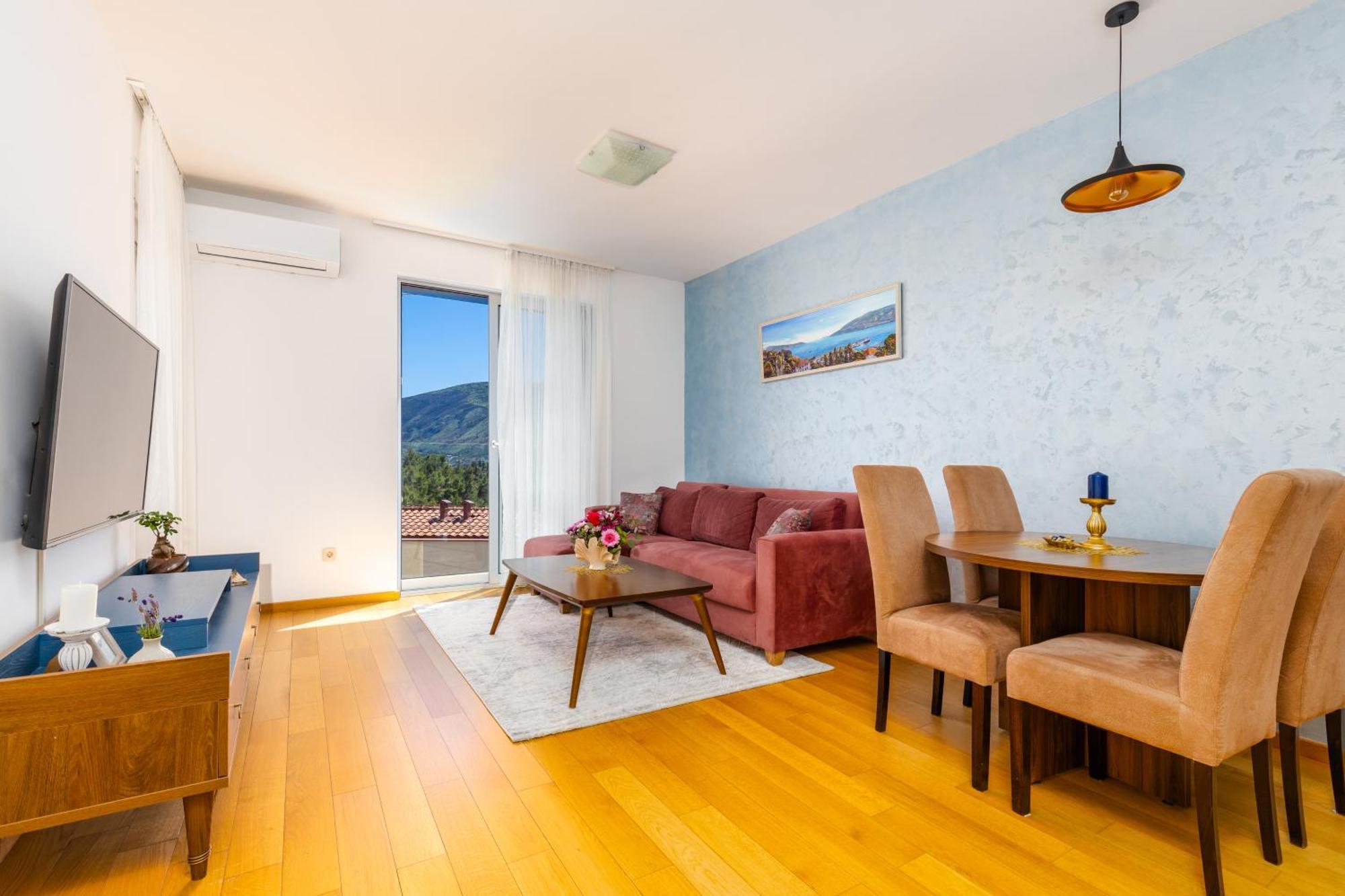 Apart Hotel M S Katunjanin Herceg Novi Buitenkant foto