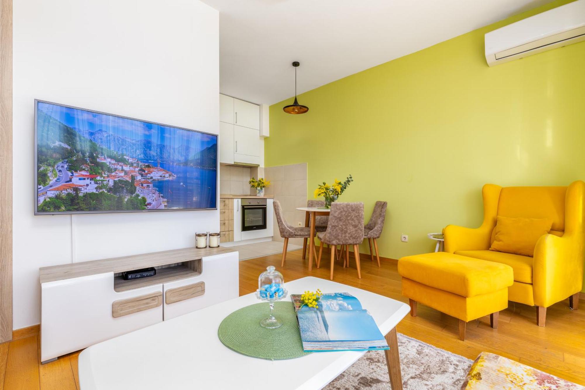 Apart Hotel M S Katunjanin Herceg Novi Buitenkant foto