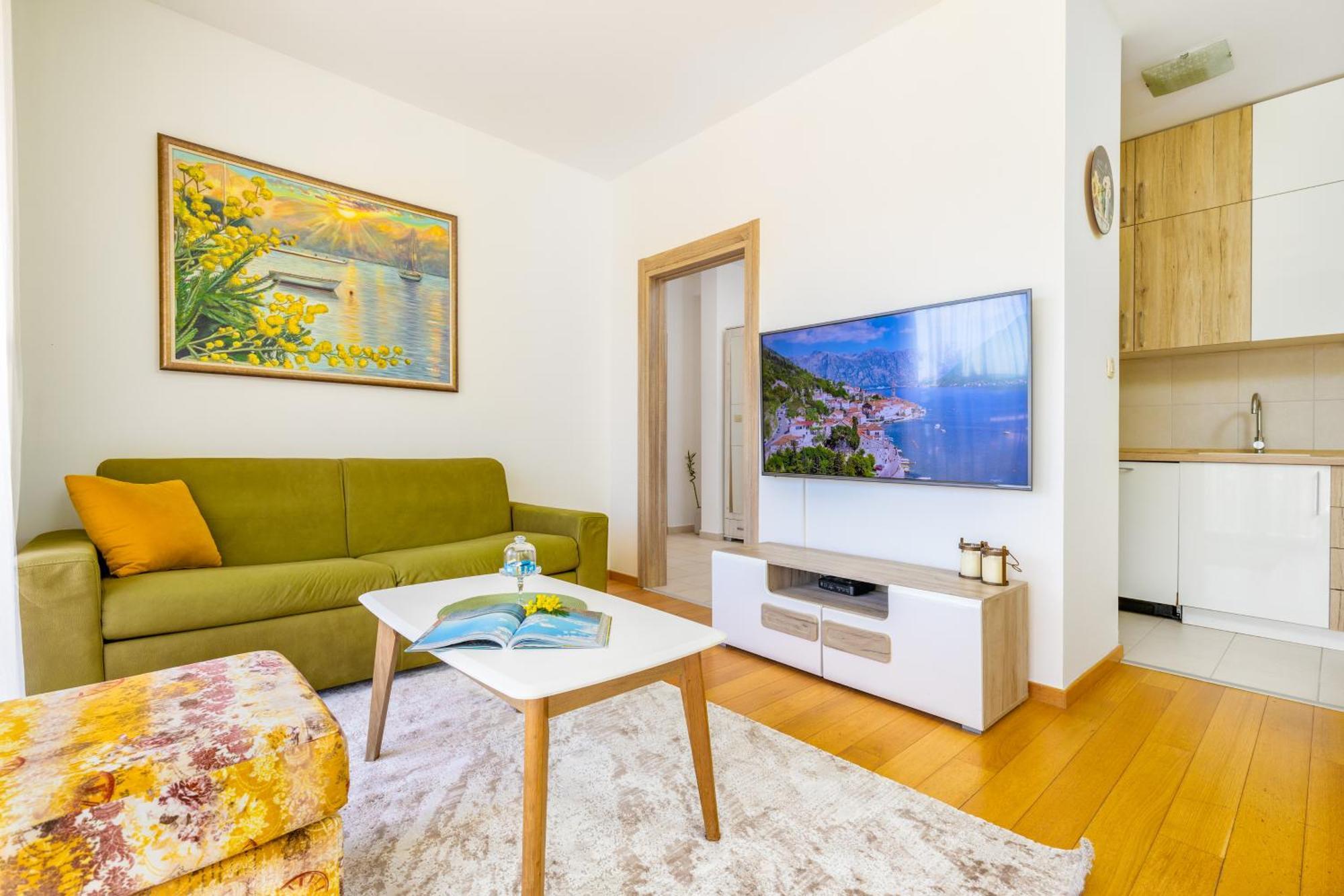 Apart Hotel M S Katunjanin Herceg Novi Buitenkant foto