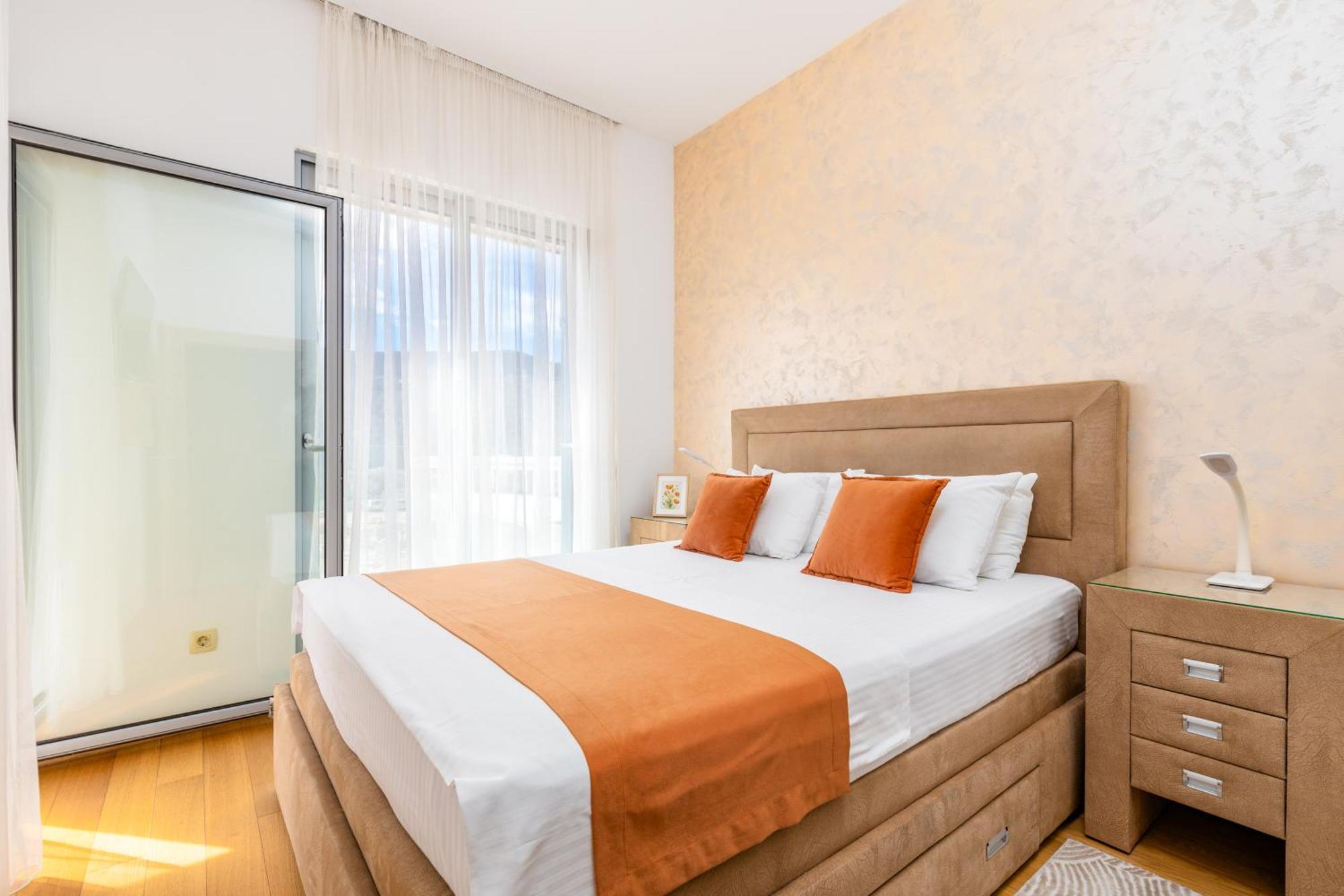 Apart Hotel M S Katunjanin Herceg Novi Buitenkant foto