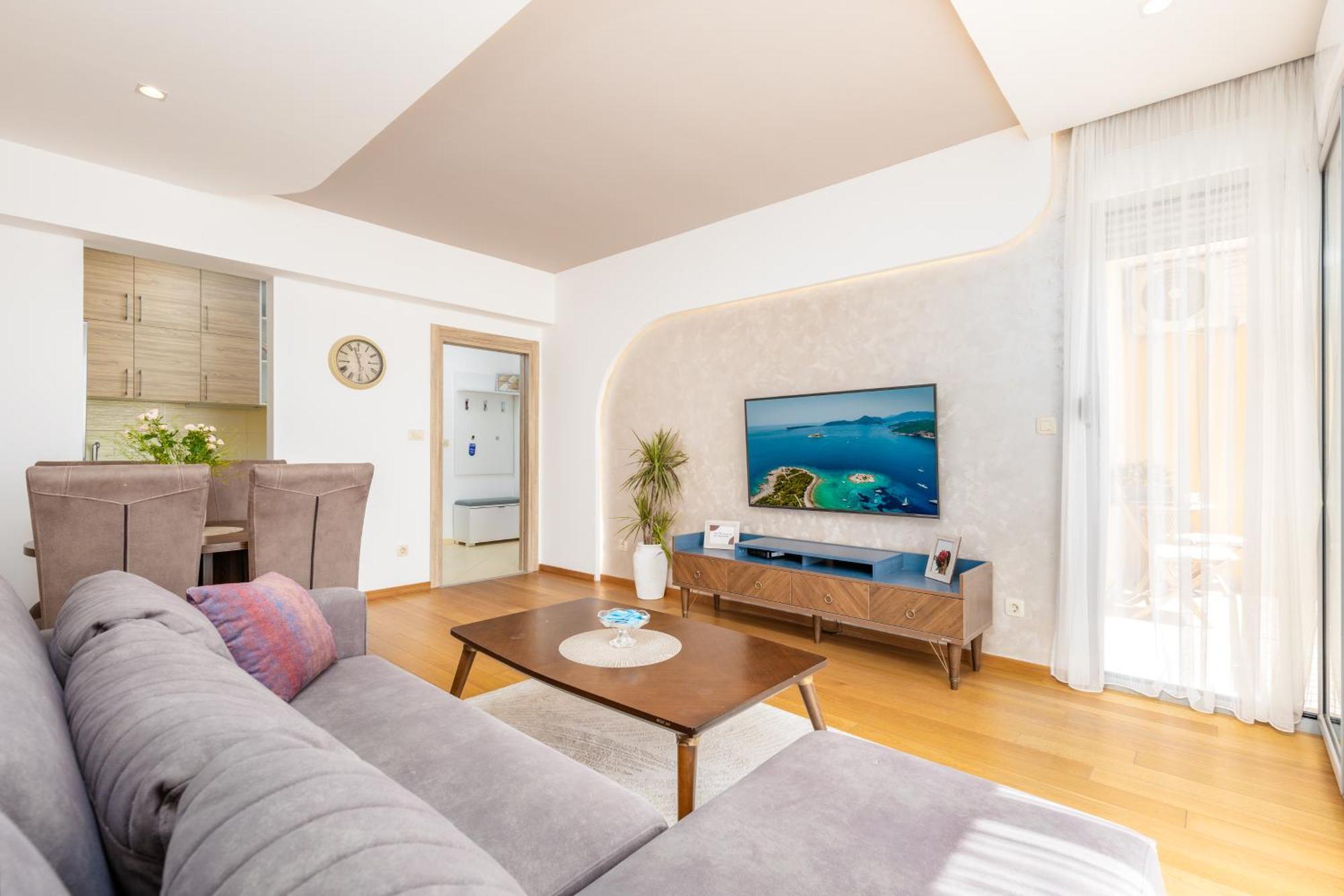 Apart Hotel M S Katunjanin Herceg Novi Buitenkant foto